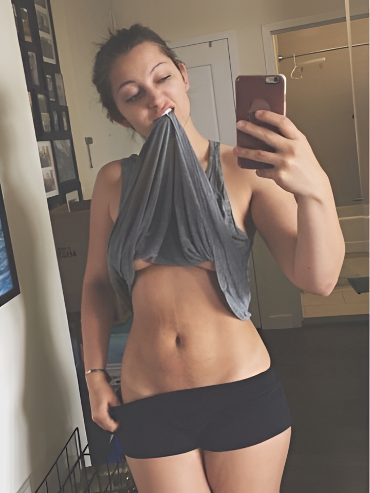 Нина привлекальеная девушка из Златоуста цена от 1500 руб