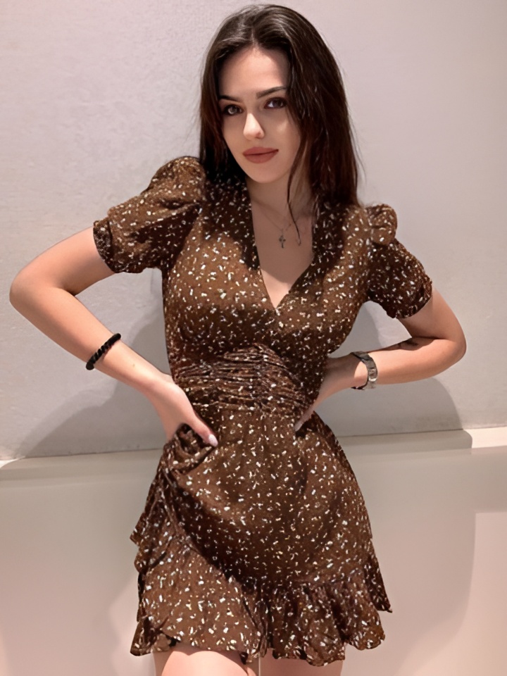 Юлия привлекальеная девушка из Златоуста цена от 3000 руб