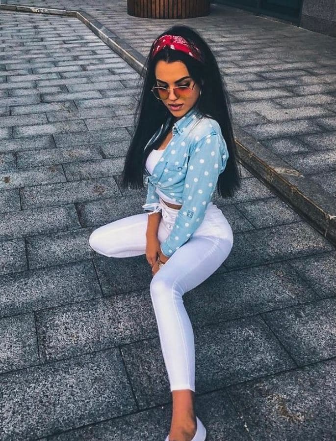 Ирма привлекальеная девушка из Златоуста цена от 7000 руб