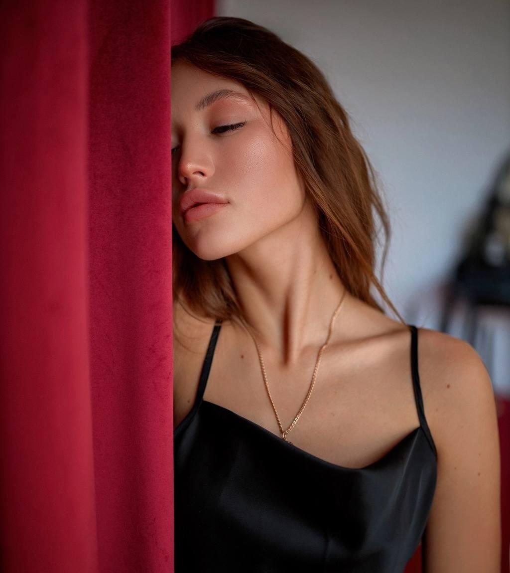 Софья привлекальеная девушка из Златоуста цена от 5000 руб