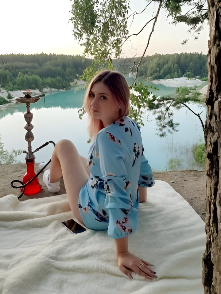 Индивидуалка Азалия, доступна для личного знакомства от 10000 руб