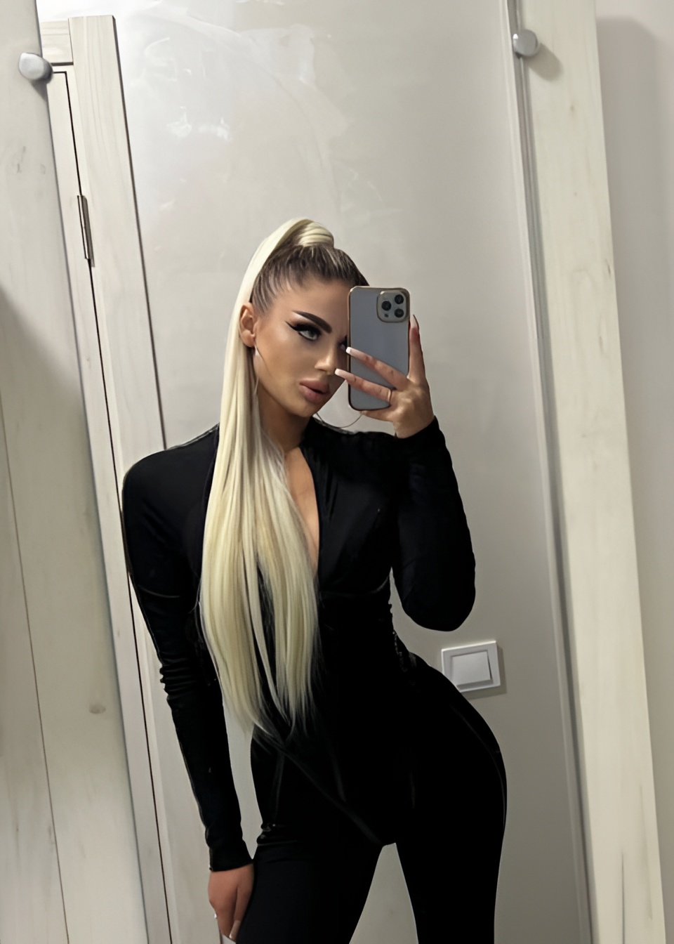 Индивидуалка АЛЁНУШКА BEST GERL, доступна для личного знакомства от 18000 руб