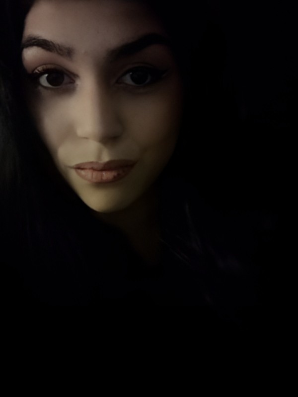 Лера привлекательная девушка из Златоуста цена от 2000 руб