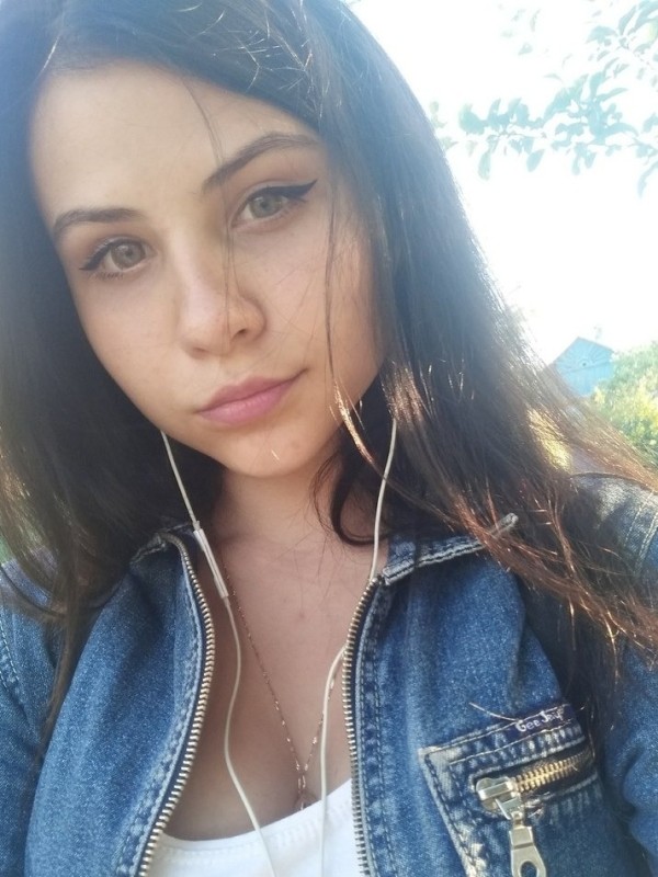 Мари привлекательная девушка из Златоуста цена от 3000 руб