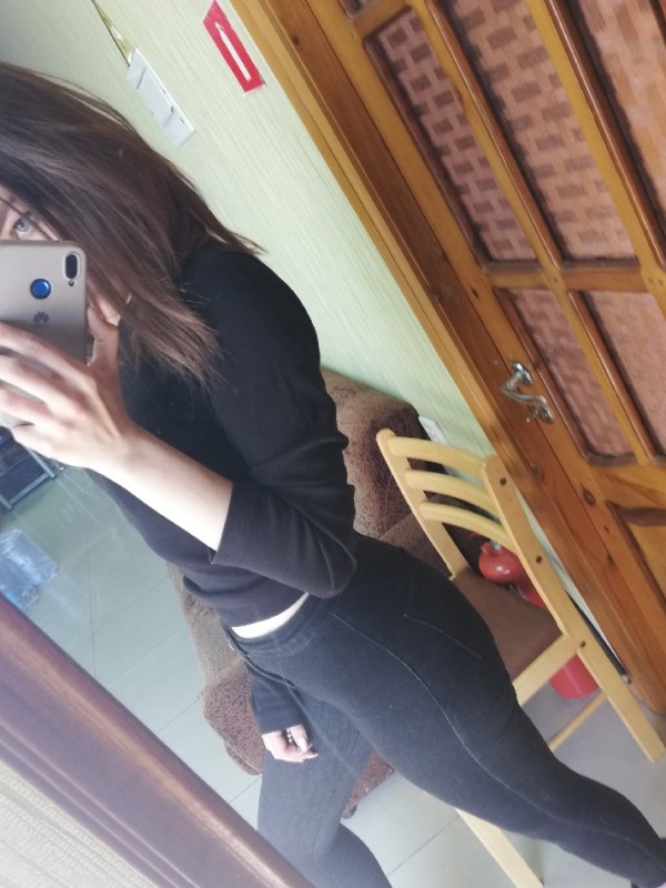 Лиза привлекательная девушка из Златоуста цена от 1500 руб