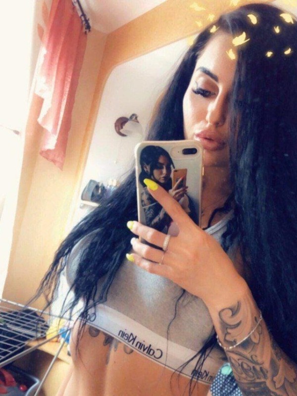 Екатерина привлекательная девушка из Златоуста цена от 2000 руб