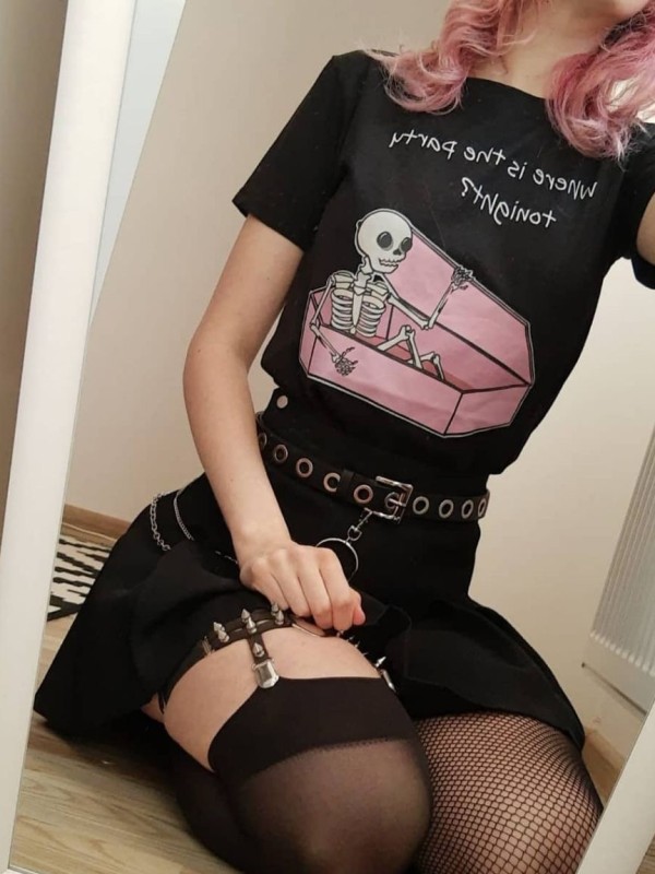 Светлана привлекательная девушка из Златоуста цена от 4000 руб