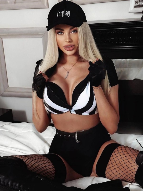 Аленка привлекательная девушка из Златоуста цена от 7000 руб